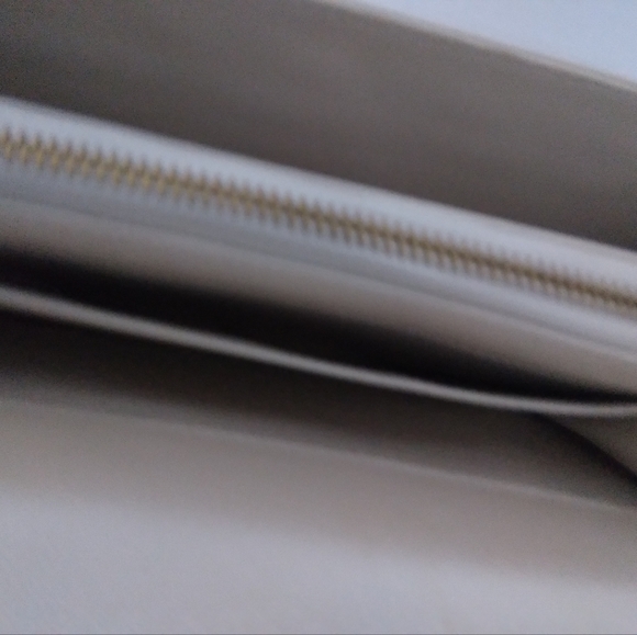 Bebe Clutch/Shoulder Bag in Pale Pink - Picture 3 of 12